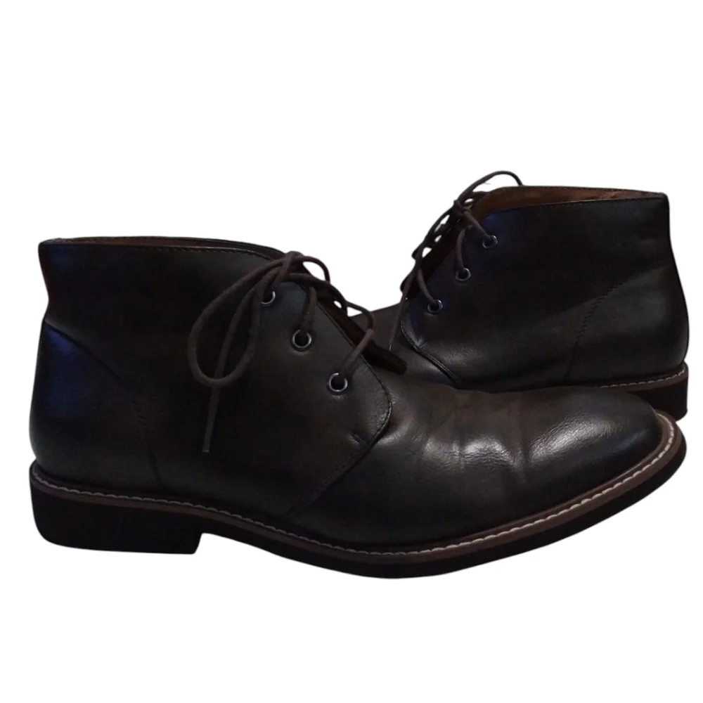 GUESS Mens 10.5 Dark Brown Joey's Chukka Boots Lace-up Dress Casual Chic Vegan